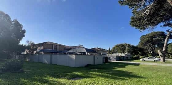 1 Bedroom Property for Sale in Walmer Eastern Cape
